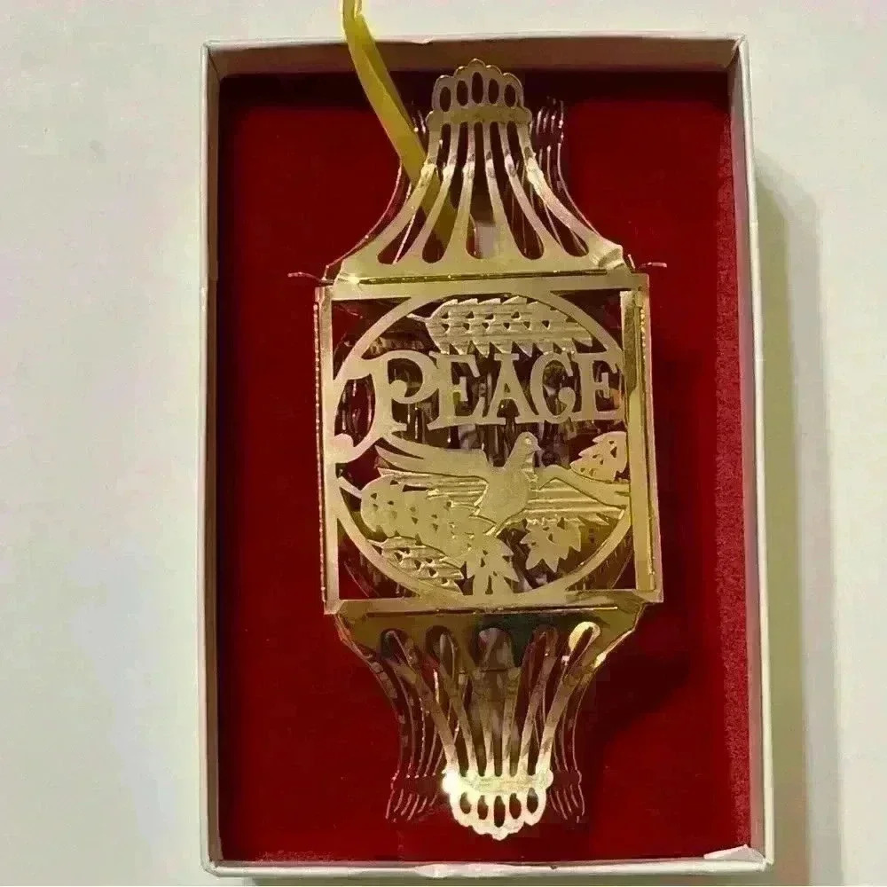 Reed & Barton 20k Gold Plated Ornament- 1977 Christmas Holiday Peace w Dove - Picture 15 of 16